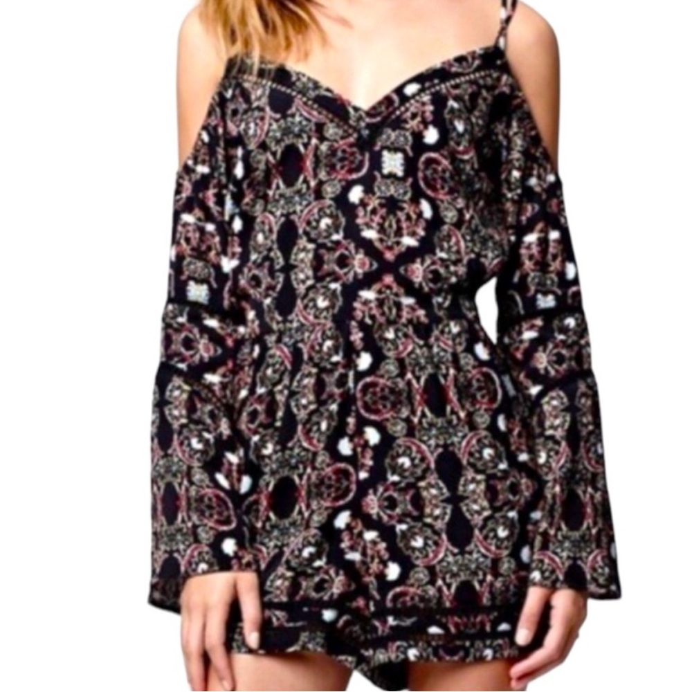 Cold-Shoulder Printed Romper in Black
